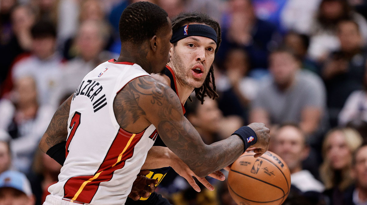 Nuggets forward Aaron Gordon (50) controls the ball