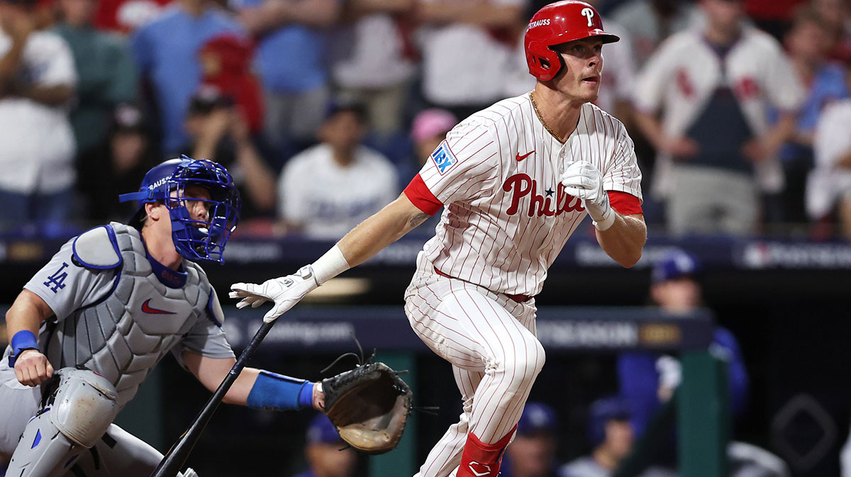 Philadelphia Phillies left fielder Max Kepler (17) hits a double against the Los Angeles Dodgers in the ninth inning during game one of the NLDS round for the 2025 MLB playoffs at Citizens Bank Park.