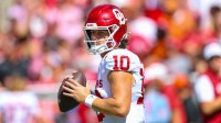Oklahoma Sooners quarterback John Mateer (10) warms up before the game against the Texas Longhorns at the Cotton Bowl.