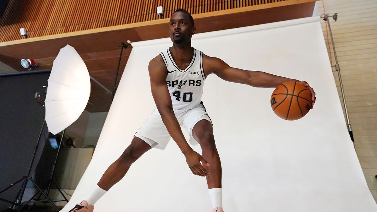 San Antonio Spurs forward Harrison Barnes (40) poses for photos during Media Day at Victory Capital Performance Center in San Antonio.