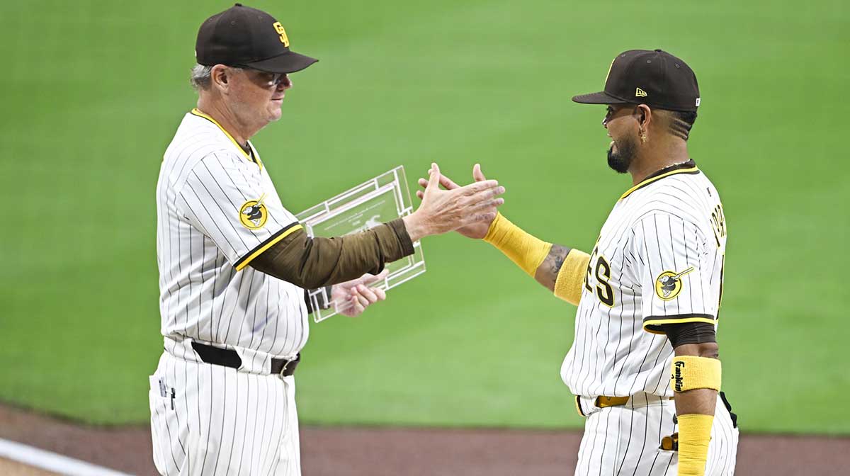 Padres manager Mike Shildt explains his bold Game 2 lineup against the Cubs in the NL Wild Card as the MLB postseason spotlight intensifies.
