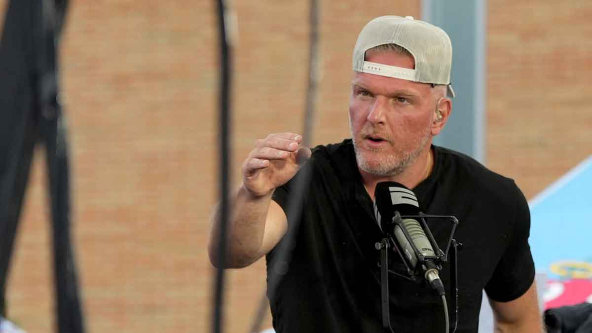 Pat McAfee helps to kick off the Pro Football Hall of Fame Festival Fan Fest with a live broadcast outside the Pro Football Hall of Fame. July 31, 2025.