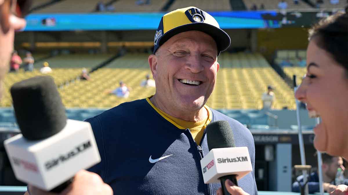 Brewers’ Pat Murphy catches backlash after Aaron Ashby’s quick NLCS Game 3 exit