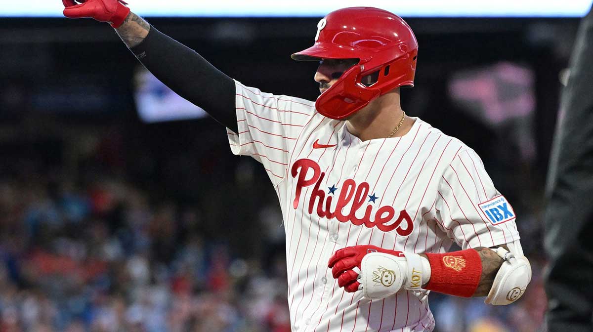 Phillies outfielder Nick Castellanos (8) reacts after hitting an RBI single during the second inning against the New York Mets at Citizens Bank Park
