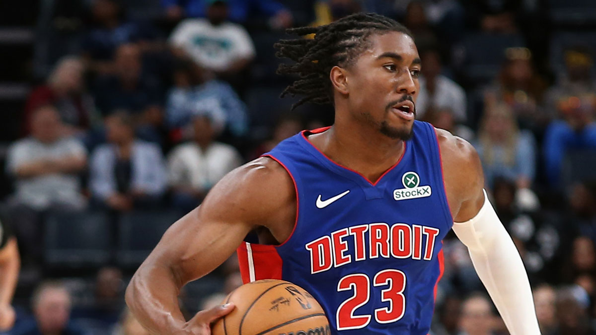 Rumors suggest Jaden Ivey's surgery has slowed contract extension talks, with the Pistons taking a cautious approach to the guard's future.
