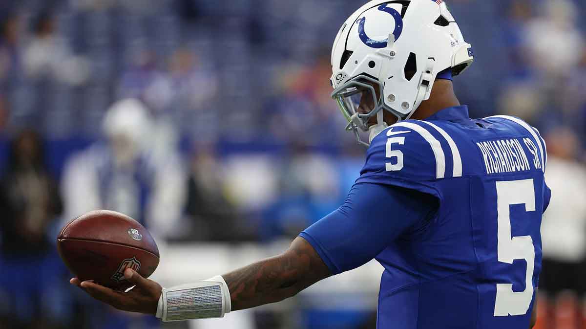 Colts work out 4 QBs after placing Anthony Richardson on IR