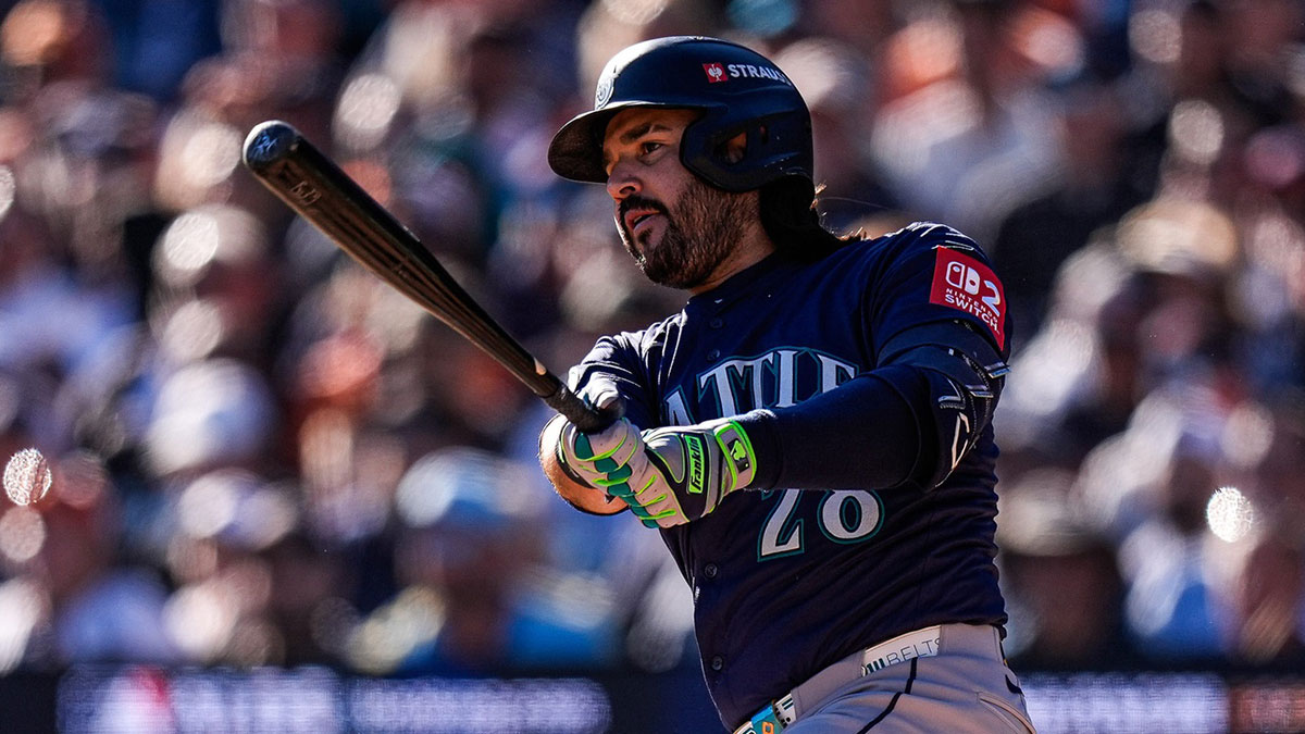 Mariners third baseman Eugenio Suarez bats a single against Tigers during the fourth inning of Game 4 of ALDS at Comerica Park in Detroit on Wednesday, Oct. 8, 2025.