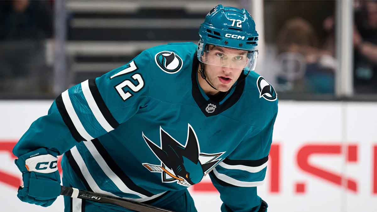Sharks’ baffling empty net sequence leads to crushing Golden Knights loss