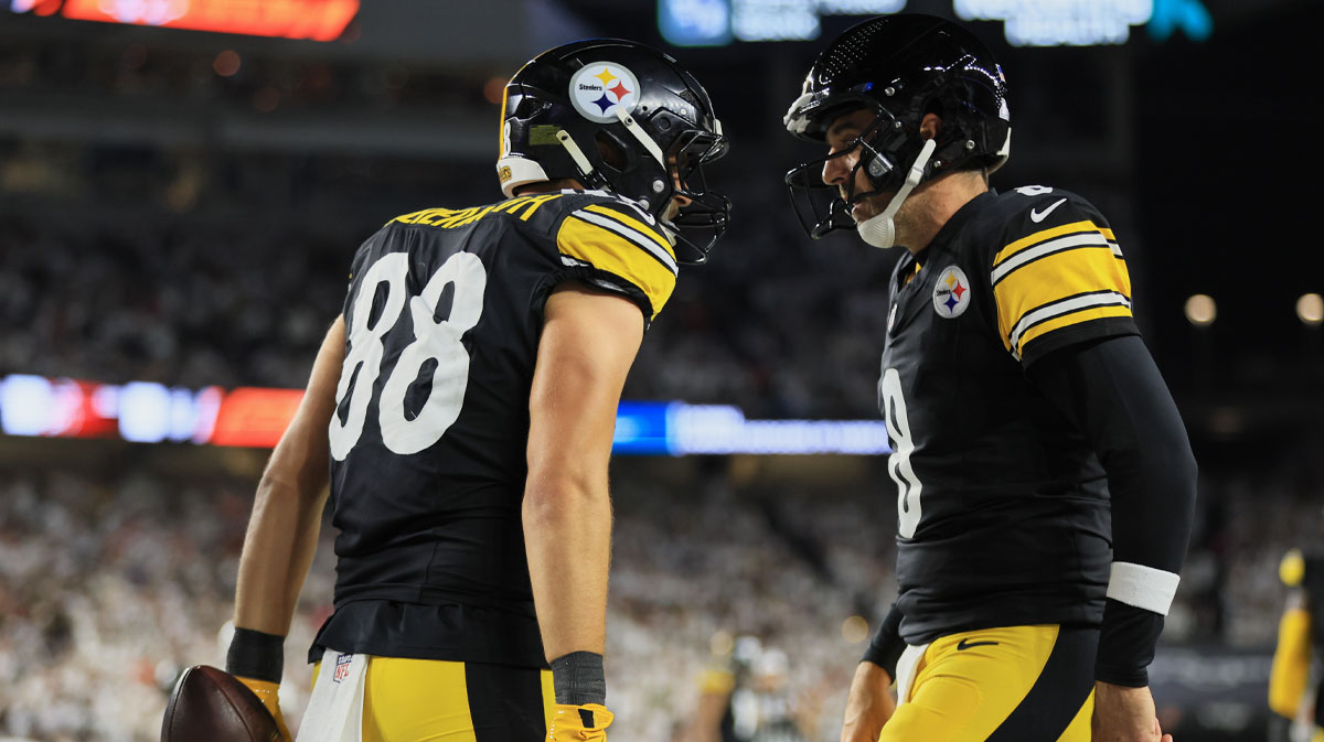 Steelers QB Aaron Rodgers goes full vintage form with missile TD to Pat Freiermuth