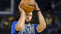 Golden State Warriors guard Stephen Curry (30) warms up before the game against the Portland Trail Blazers at Chase Center.