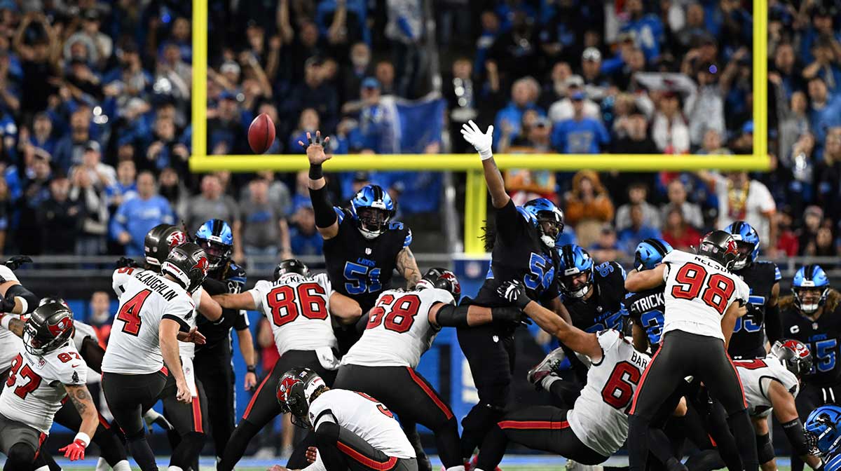 Tampa Bay Buccaneers kicker Chase McLaughlin (4) kicks a field goal against the Detroit Lions