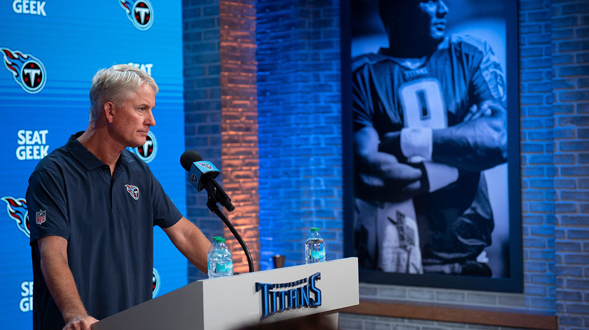 Insider says Titans’ dysfunction will make it difficult to hire new HC