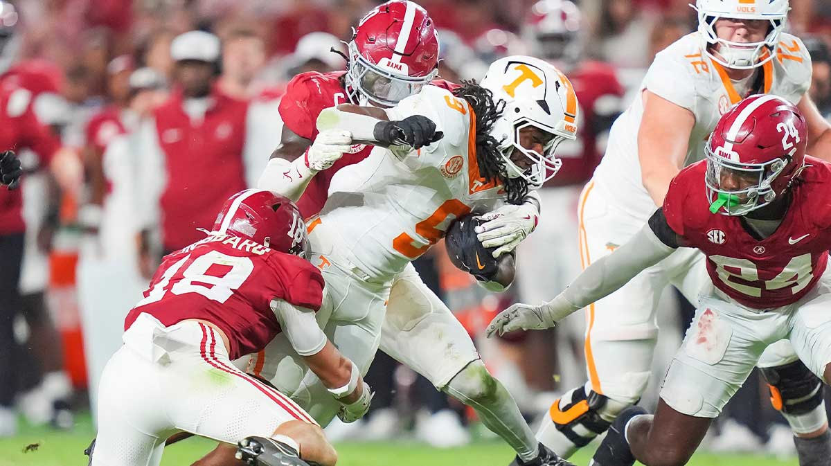 Tennessee running back Star Thomas (9) runs with the ball during a college football game between Tennessee and Alabama at Bryant-Denny Stadium in Tuscaloosa, Ala., on Oct. 18, 2025.
