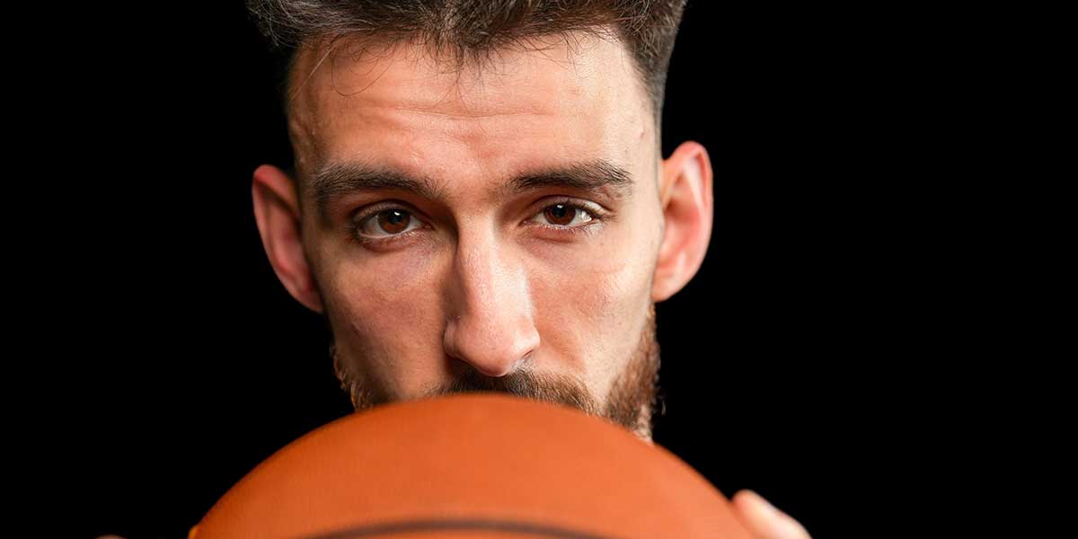 Thunder forward Chet Holmgren (7) poses for a photo shoot during Thunder media day at Paycom Center in Oklahoma City on Monday, Sept. 29, 2025.