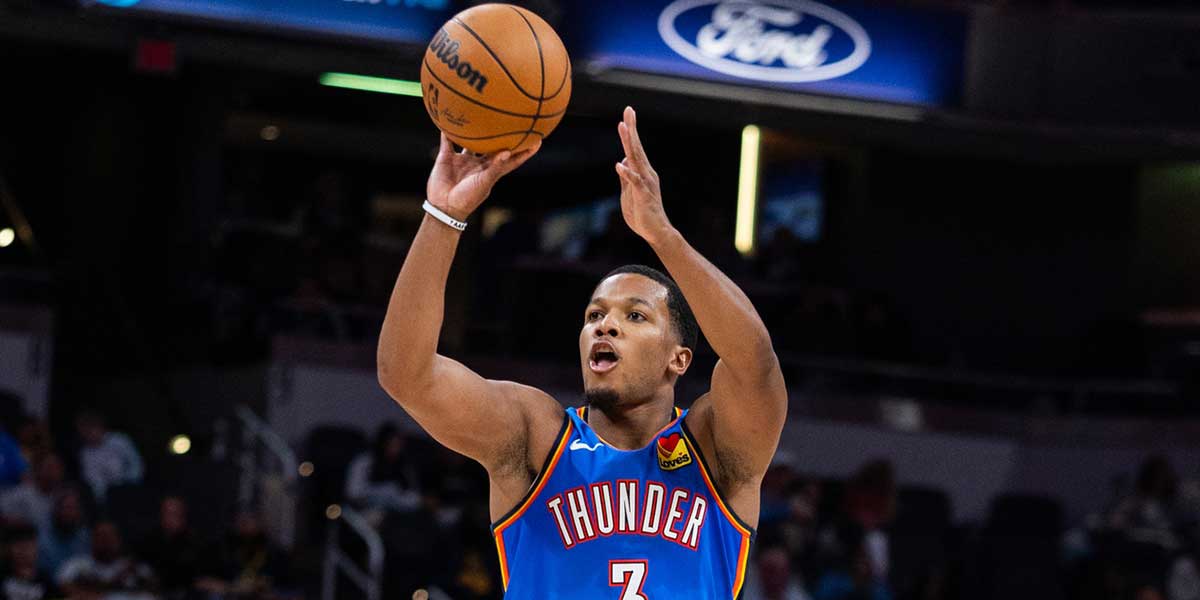 Thunder guard Chris Youngblood (3) shoots the ball in the second half against the Indiana Pacers at Gainbridge Fieldhouse