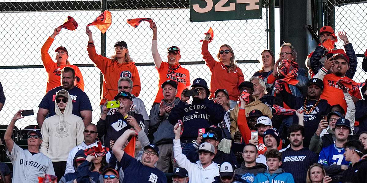 Detroit Tigers fans cheer on against Seattle Mariners during the ninth inning of ALDS Game 4 at Comerica Park in Detroit on Wednesday, Oct. 8, 2025.