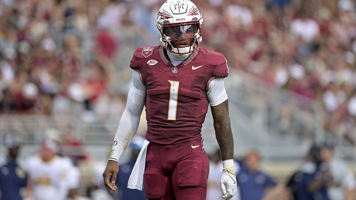 Florida State Seminoles quarterback Thomas Castellanos (1) during the first half against the Kent State Golden Flashes at Doak S. Campbell Stadium.