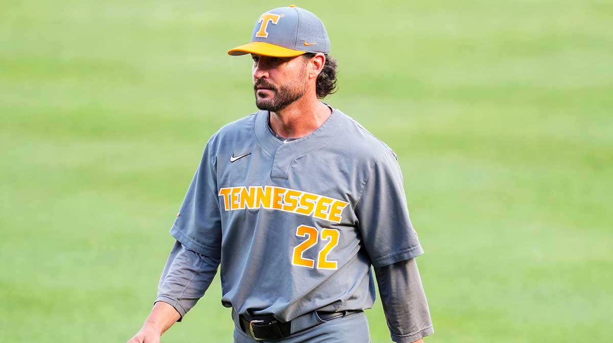 Giants hire Tennessee baseball coach Tony Vitello as new Giants manager, replacing Bob Melvin in a historic college-to-MLB move.