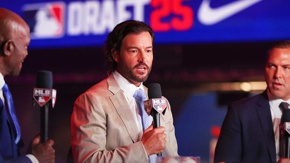 Giants’ Tony Vitello hiring sends ex-player on rant