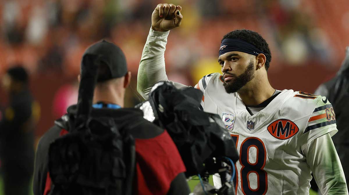 Bears news: Troy Aikman takes beating from fans for relentless Caleb Williams hate