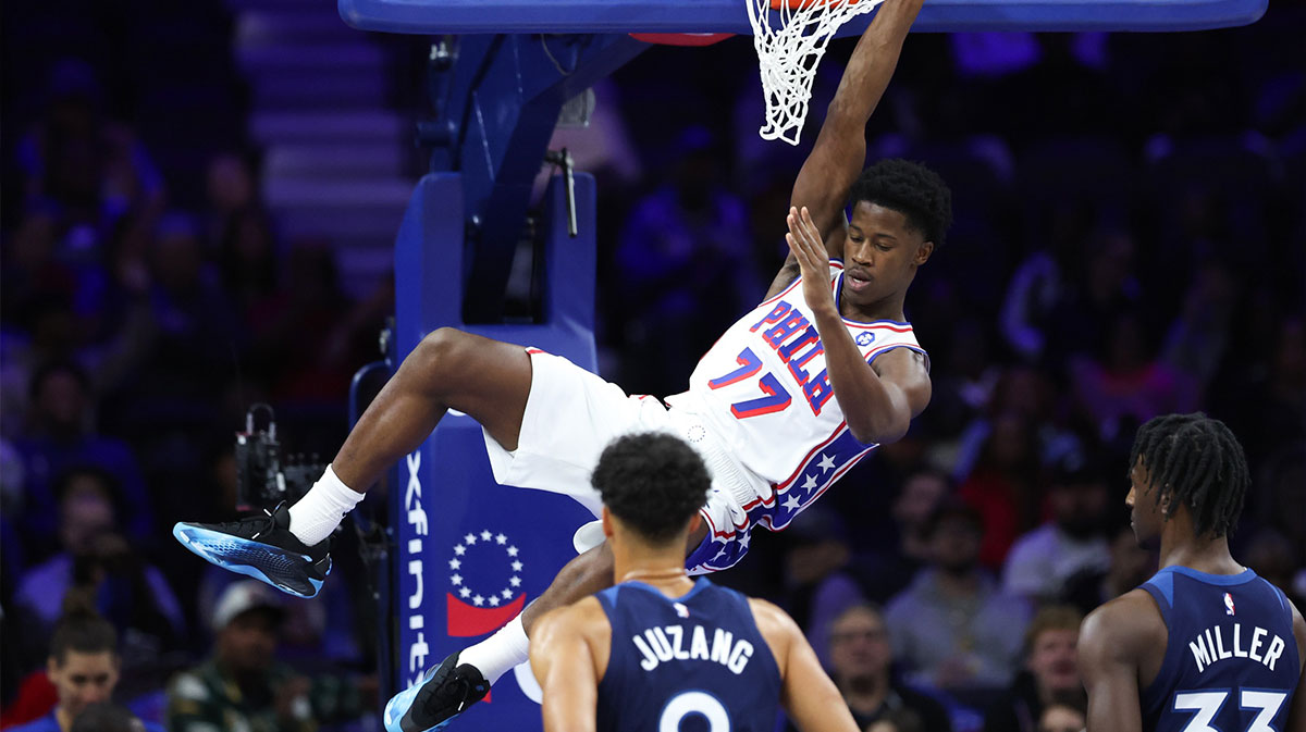 Philadelphia 76ers guard Vj Edgecombe (77) dunks the ball against the Minnesota Timberwolves during the first quarter at Xfinity Mobile Arena.