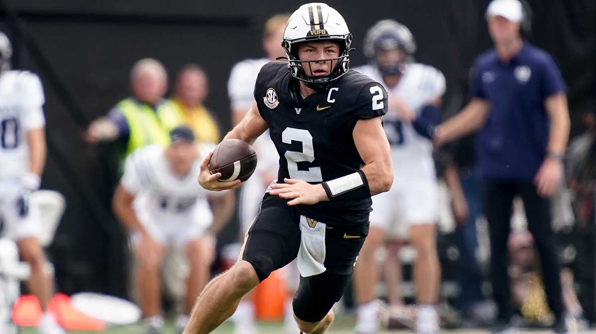 Vanderbilt quarterback Diego Pavia (2) runs the ball against Utah State during the third quarter at FirstBank Stadium in Nashville, Tenn., Saturday, Sept. 27, 2025.
