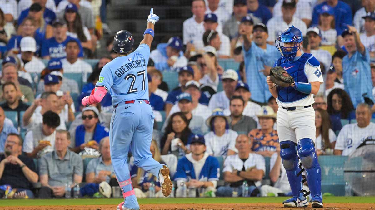 Blue Jays Vladimir Guerrero Jr takes Shohei Ohtani deep in third inning