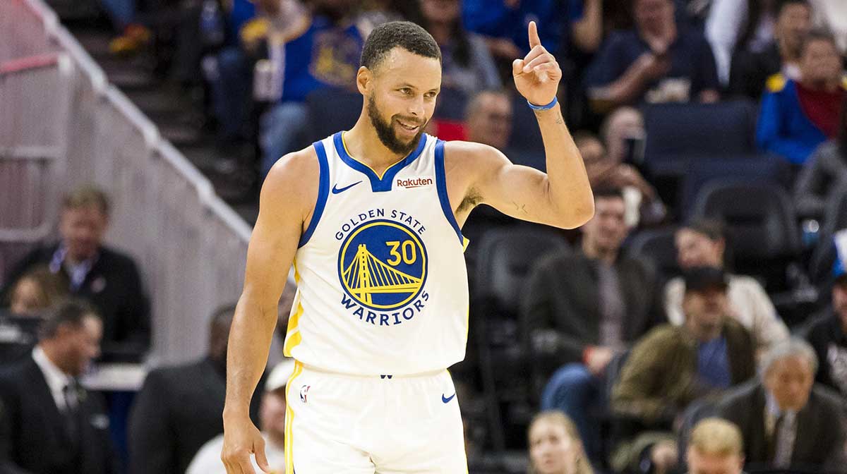 Golden State Warriors guard Stephen Curry (30) gestures during the second quarter against the Portland Trail Blazers at Chase Center.