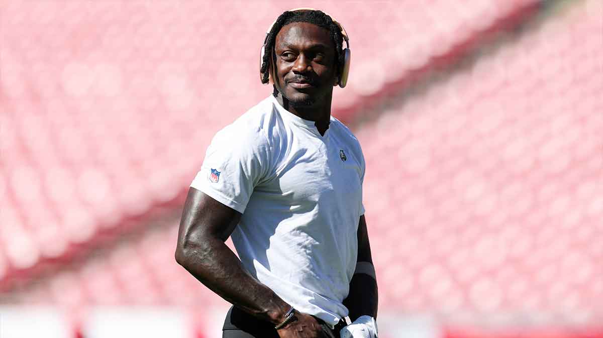Philadelphia Eagles wide receiver AJ. Brown (11) warms up on the field before the game against the Tampa Bay Buccaneers at Raymond James Stadium.