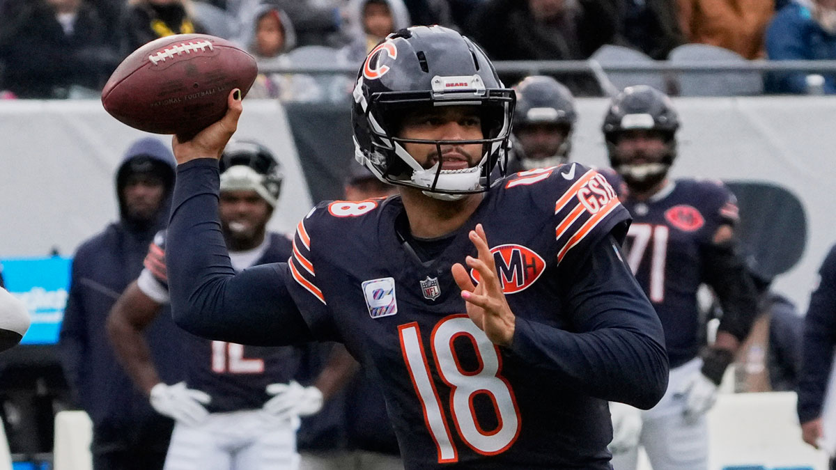 Chicago Bears quarterback Caleb Williams (18) throws a pass against the New Orleans Saints during the first half at Soldier Field.