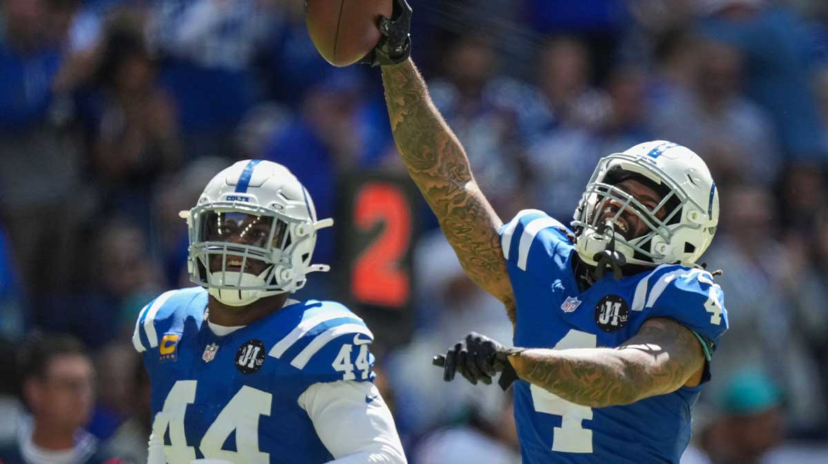 Indianapolis Colts cornerback Xavien Howard (4) celebrates a fumble and a turnover Sunday, Sept. 7, 2025, during the game at Lucas Oil Stadium in Indianapolis.