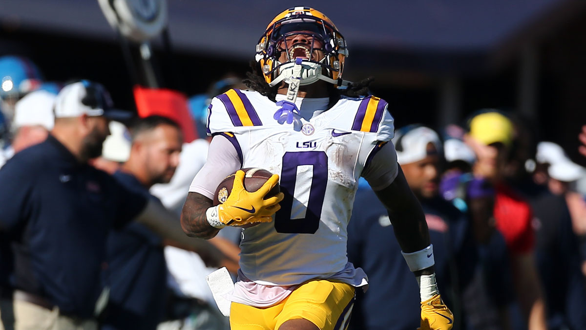 You won’t believe this wild 62-yard LSU football touchdown