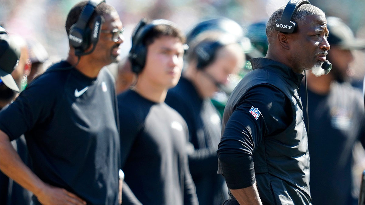New York Jets Head Coach, Aaron Glenn, is shown during the second quarter.