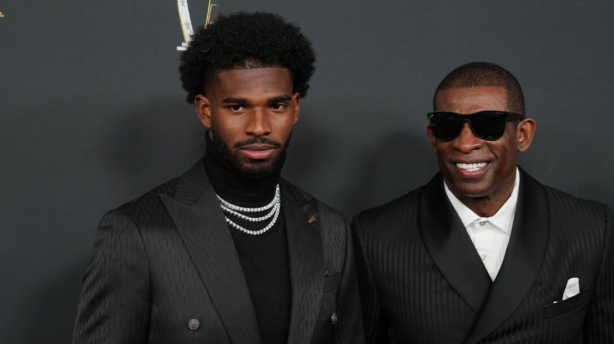 Browns QB Shedeur Sanders’ heartwarming surprise for Deion Sanders amid bye