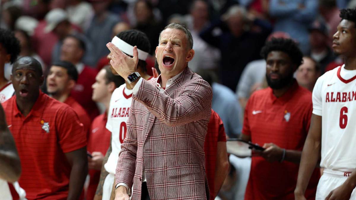 Alabama Crimson Tide head coach Nate Oats reacts during the first half against the Purdue Boilermakers at Coleman Coliseum.