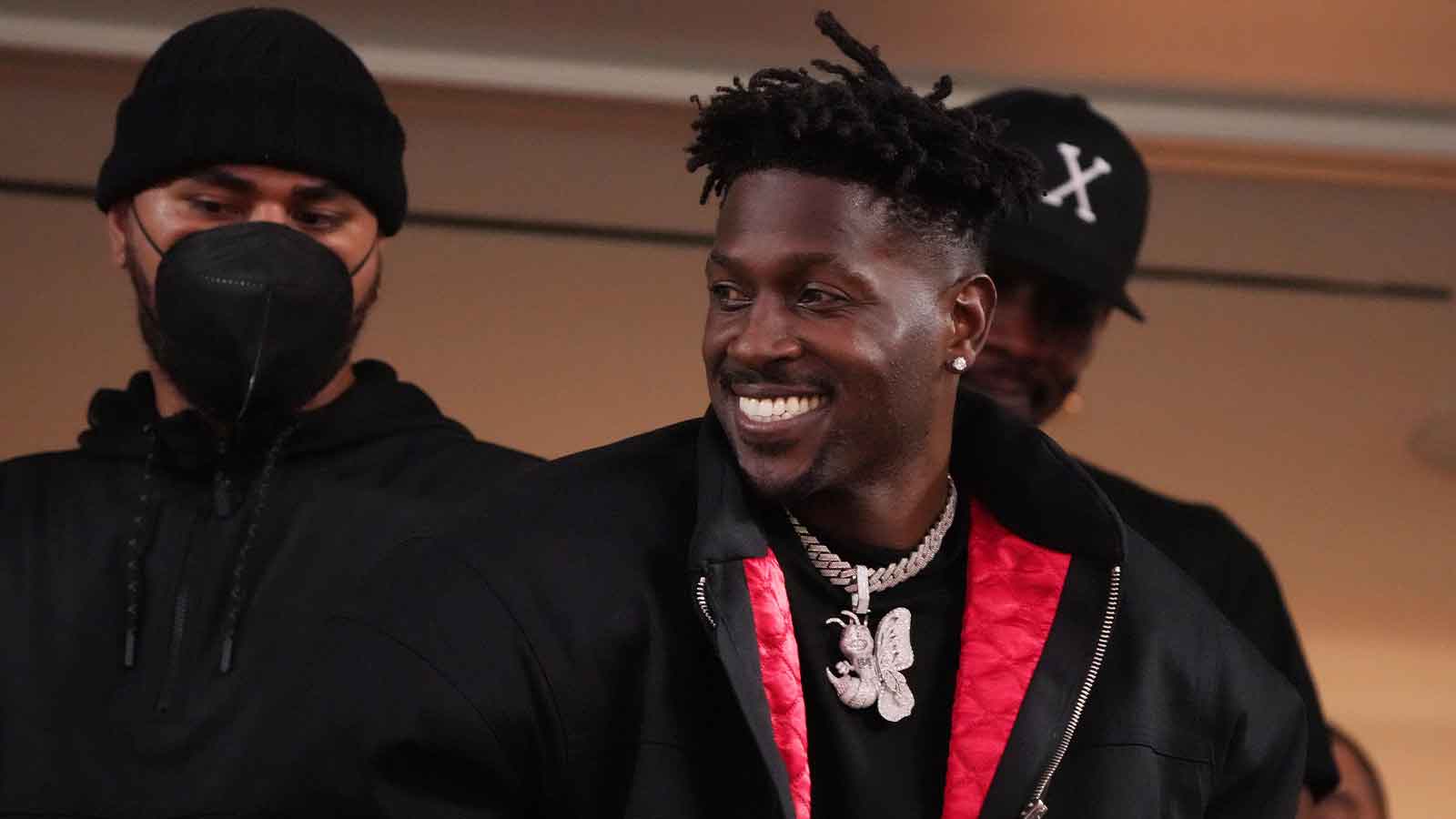 Antonio Brown released from jail following attempted murder arrest