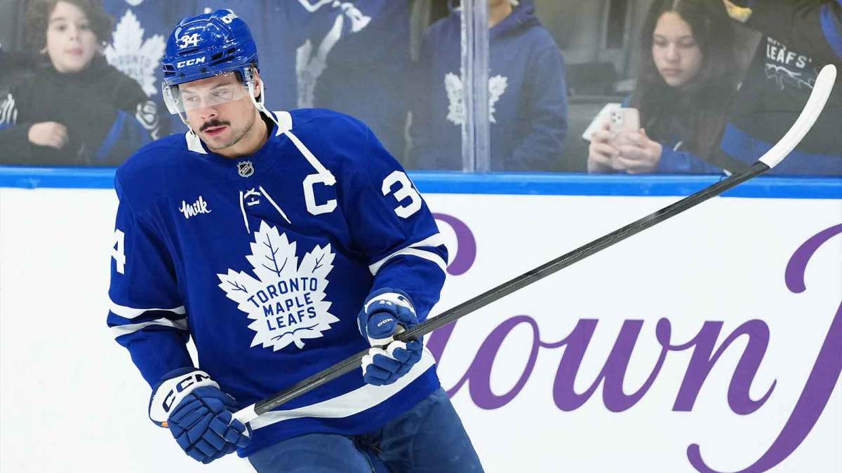 Toronto Maple Leafs center Auston Matthews (34) skates during the warmup before a game against the Utah Mammoth at Scotiabank Arena