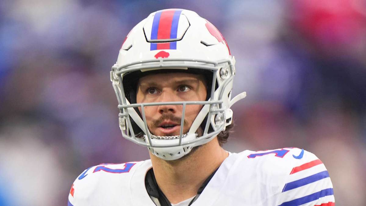 Buffalo Bills quarterback Josh Allen (17) warms up prior to the game against the Tampa Bay Buccaneers at Highmark Stadium.