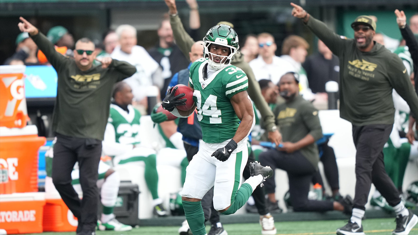 Bonkers stat shows just how dismal Jets’ offense has been in 2025