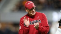 Oklahoma Sooners head coach Brent Venables before the game against the Tennessee Volunteers at Neyland Stadium.