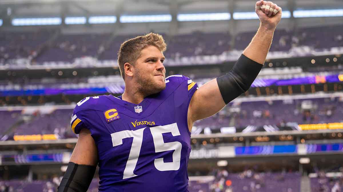Minnesota Vikings offensive tackle Brian O'Neill (75) reacts towards the fans following the game against the Cincinnati Bengals at U.S. Bank Stadium.