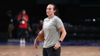 Atlanta Hawks female assistant coach Brittni Donaldson during practice at the Arena CDMX.