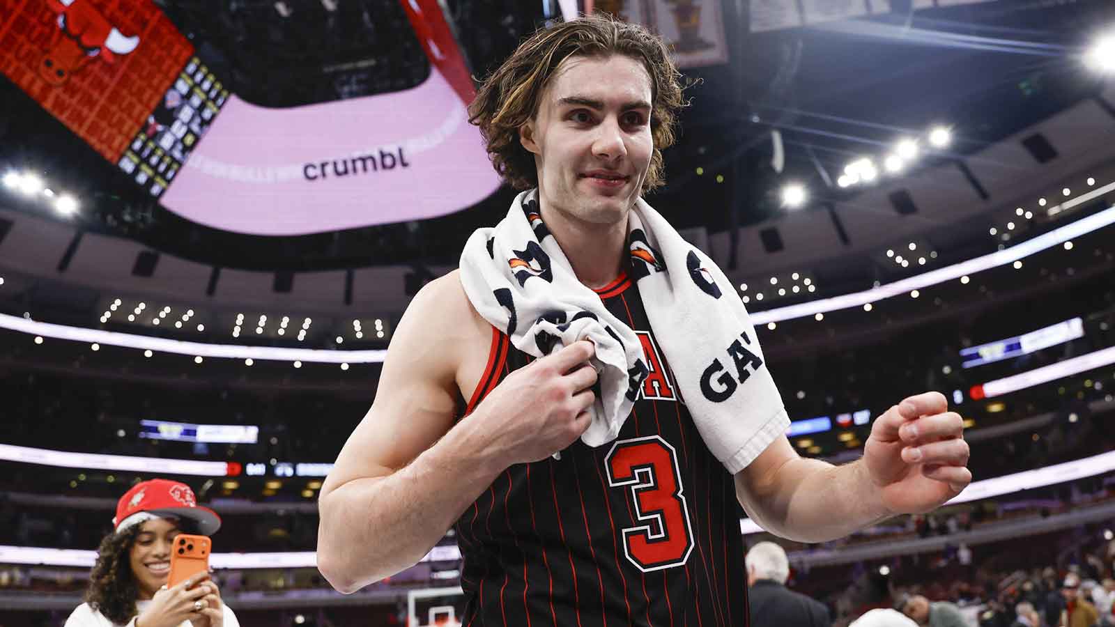Bulls guard Josh Giddey (3) celebrates after team's win against the New York Knicks at United Center