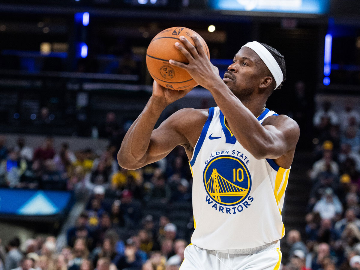 Golden State Warriors forward Jimmy Butler III (10) shoots the ball in the first half against the Indiana Pacers at Gainbridge Fieldhouse.