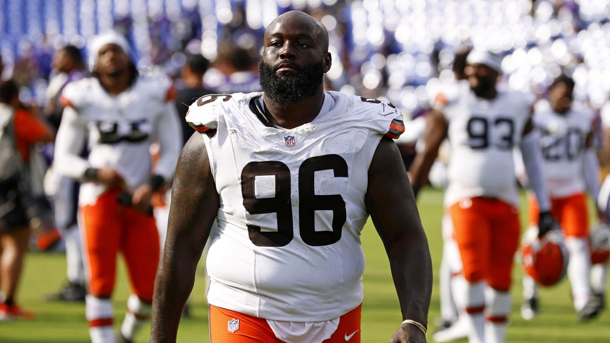 Cleveland Browns defensive tackle Maliek Collins (96) after the game against the Baltimore Ravens at M&T Bank Stadium.