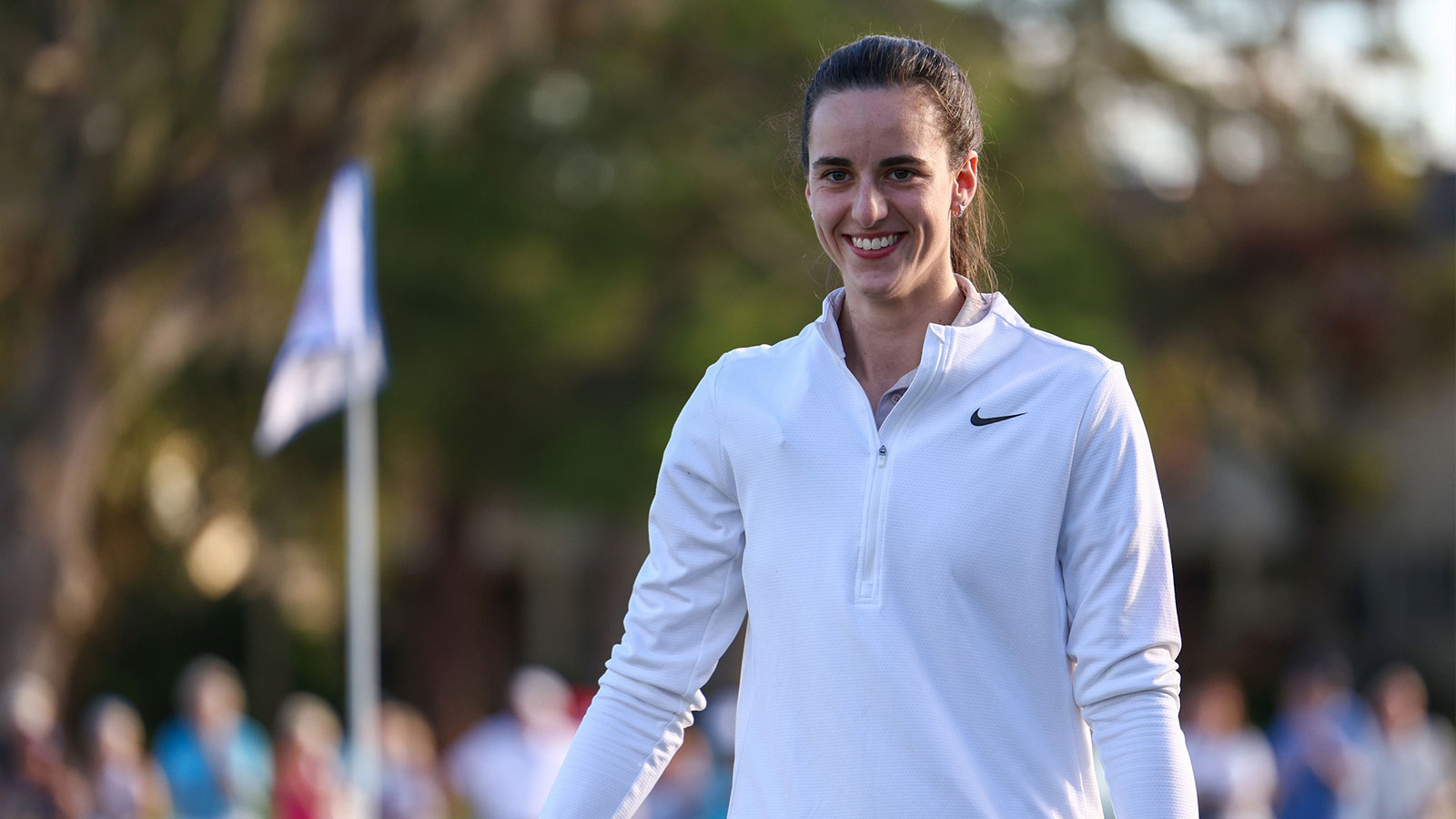 Fevers’ Caitlin Clark pokes fun at golf skills with hilarious 9-word claim
