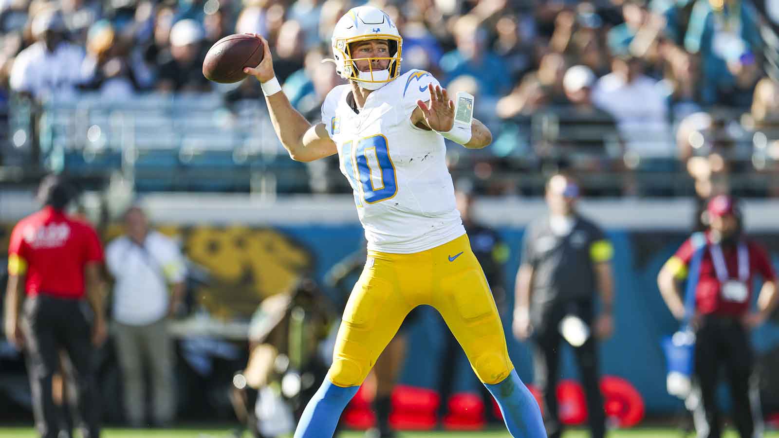 Chargers’ Justin Herbert ducks question about hard hits after concussion scare