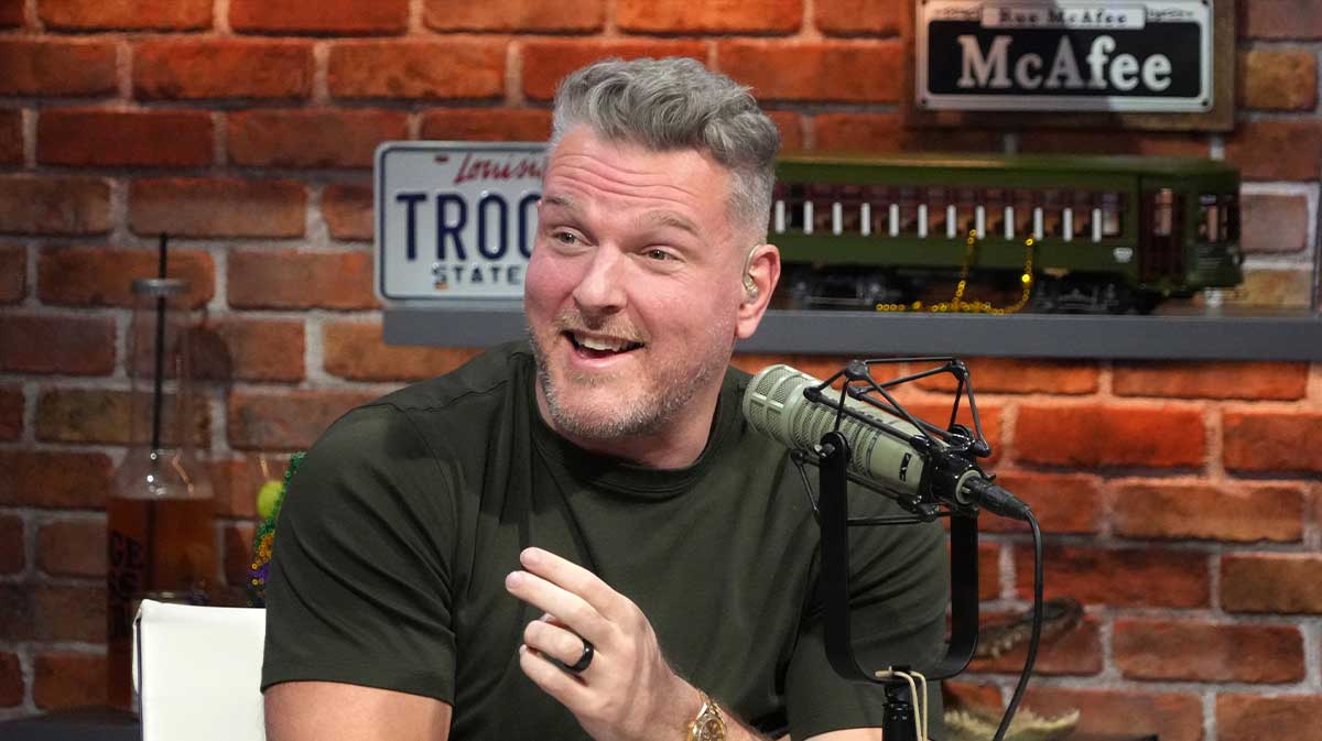 Utah football has Pat McAfee already going shirtless at ‘7:05 AM on a Saturday’