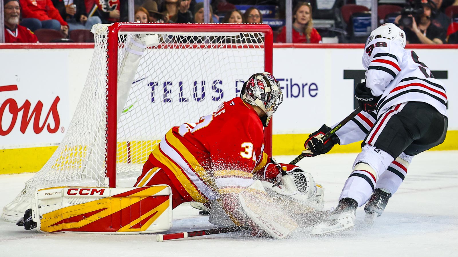 https://wp.clutchpoints.com/wp-content/uploads/2025/11/Connor-Bedard-scores-against-the-Calgary-Flames-Friday-night.jpg
