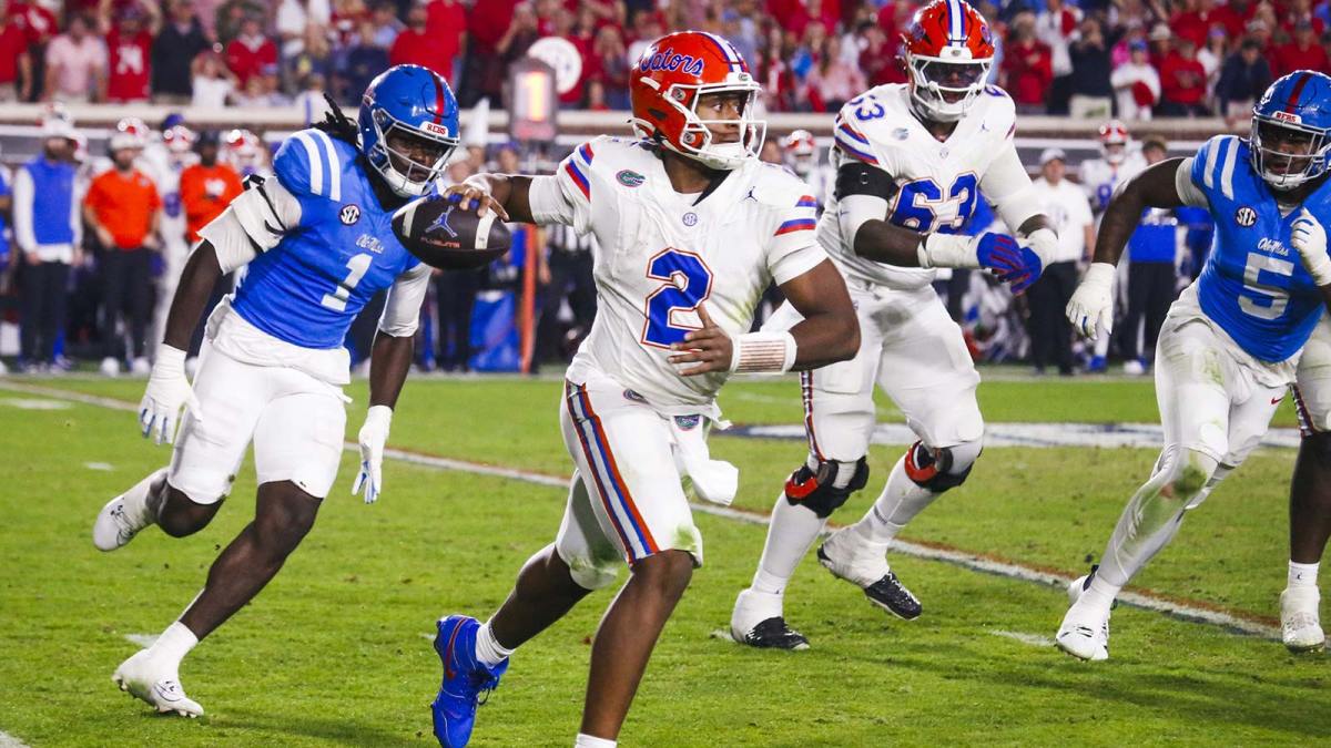 Florida Gators quarterback DJ Lagway (2) passes against the Mississippi Rebels during the second half at Vaught-Hemingway Stadium.